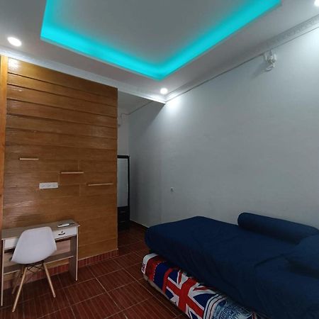 Oyo Life 92977 Neba Kost Aesthetic Hotel Peladen ภายนอก รูปภาพ