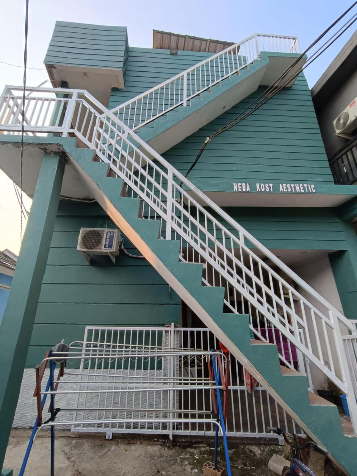 Oyo Life 92977 Neba Kost Aesthetic Hotel Peladen ภายนอก รูปภาพ