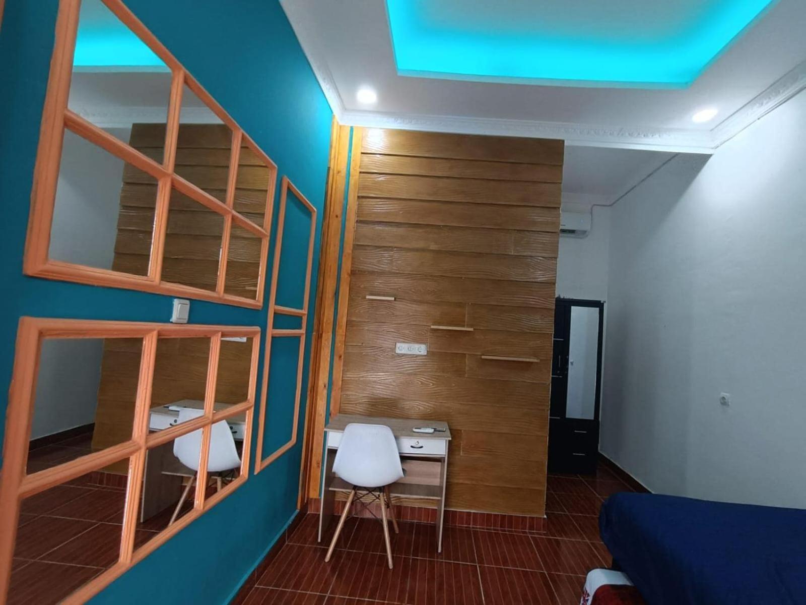 Oyo Life 92977 Neba Kost Aesthetic Hotel Peladen ภายนอก รูปภาพ